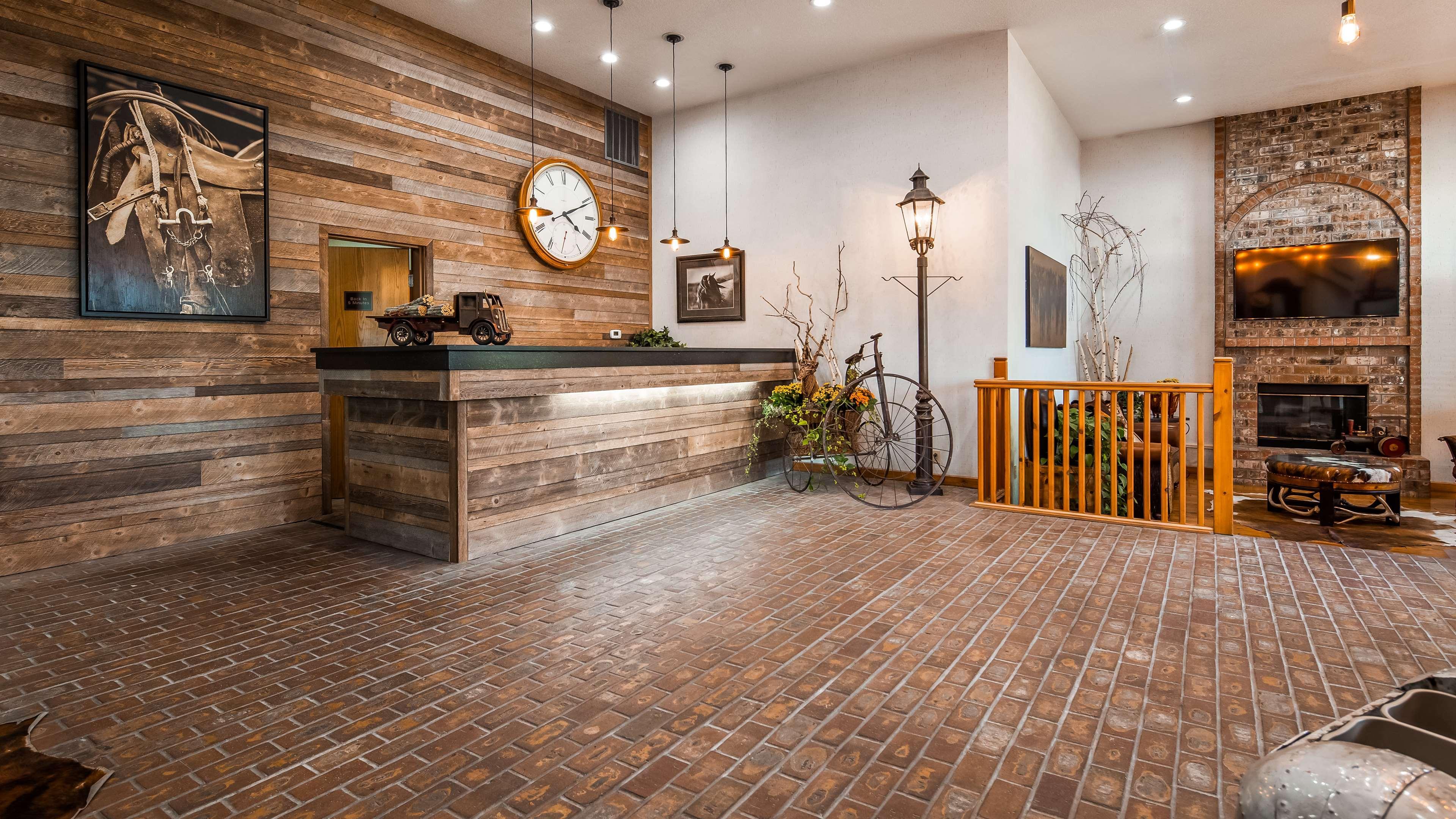 Best Western Prineville Inn Buitenkant foto